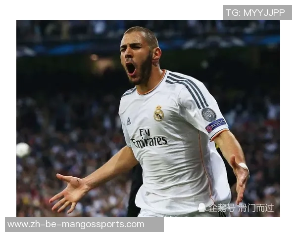 梅西与C罗足球对决：两代球王的巅峰较量与传奇故事